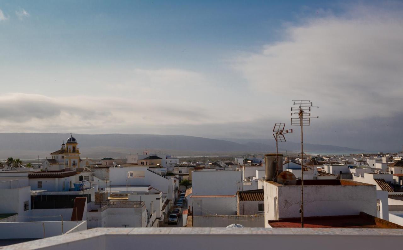 Edificio Manuel De Falla Apartment Barbate